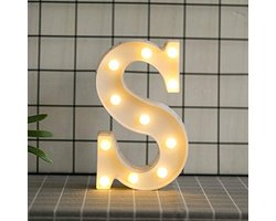 decoratieve lichtgevende letters met LED-verlichting, 11 LED-lampen, 2 AA-batterijen, schakelaar, hoogte 22 cm, witte kleur - Letter S