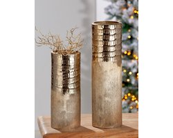 Decoratieve Ovale Vaas van Aluminium in Goud - Stijlvol Woonaccessoire