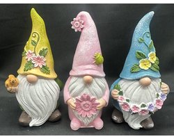 Decoratieve polyresin beeldjes ''Kabouters met bloemen "- Set van 3 stuks - meerkleurig+ roze - hoogte 14 x 6 x 5 cm - Woonaccessoires - Decoratieve beelden