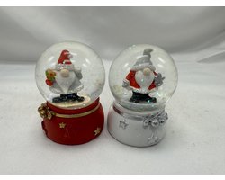 Decoratieve set van 2 glitterbollen met Kerstman - Rood & Wit + Zilver - Kerstman + hart / Kerstman + Kerstboom - Hoogte 6.5 x dia 5 cm - Polyresin + Glazen bol - Kerstdecoratie - Kerstversiering - Woonaccessoires