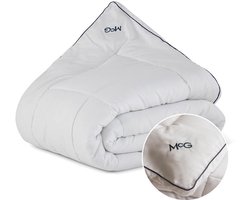 Dekbed-Discounter - McGregor Dekbed 140 x 200 cm - Verkoelend dekbed - Wasbaar op 40 graden - Hotelkwaliteit: volumineus, lichtgewicht en extra comfortabel - Wit