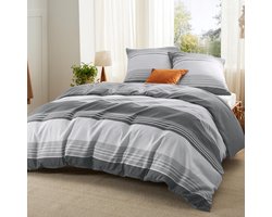 Dekbedovertrekset - Ademend en Extra Zacht - 240 x 220 cm met 2 Kussenslopen