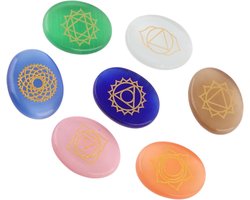 Delicate chakra stenen met positieve energie voor kristaltherapie, healing crystals en spirituele balans