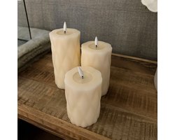 Deluxe Homeart Set van 3 Harlequin LED kaarsen Cream 10cm, 12.5cm en 15cm