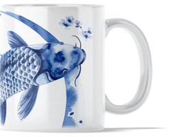 Design Mok "Zen Koi" - Delfts Blauw Wit Porselein Look - Koffiebeker / Theemok - Japans Design & Hollandse Traditie - Cadeau Tip