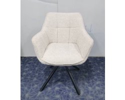 Designstoel, eetkamerstoel, vergaderstoel. Gesloten stoel met armleuning. Onderstel is zwart, 4 poots ronde buis en 360 graden draaibaar. Stofkleur 111 bruin. Alleen leverbaar per 2 stuks.