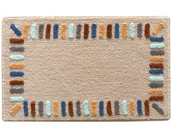 Deze eenvoudige badmat van 40×60 cm is gemaakt van zacht, fluweelachtig materiaal dat snel water absorbeert en snel droogt. Ideaal voor bij de badkamer- of toiletingang, waar het belangrijk is om de vloer droog en veilig te houden. De antislip achter
