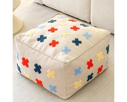Deze rechthoekige, met stof gevulde futon geeft je woonkamer een stijlvolle touch. Hij kan gebruikt worden als voetenbankje, krukje of bankje met kussens, geschikt voor balkons, kantoren en binnenruimtes. Afmetingen: 45x30 cm