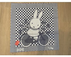 Dick Bruna Nijntje theedoek holland collectie 'Nijntje op een fiets'