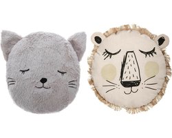 Dieren sierkussen set kinderkamer - kat/poes en leeuw - 38/27 cm - polyester