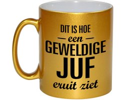 Dit is hoe een geweldige juf eruitziet cadeau koffiemok / theebeker - goudkleurig - 330 ml - verjaardag / bedankje - cadeau juf / lerares / onderwijzeres