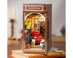 DIY Book Nook Kits - Shakespeare Bookstore Diorama Model voor Volwassenen - Bureau Decoratie Cadeau - Leraren Studenten book ends
