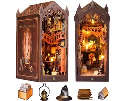 DIY Magic Book Nook Kit- magische bibliotheek- houten modelbouw- DIY miniatuur poppen huis- met LED-licht en stofkap - Met menselijk lichaamssensor - doe-het-zelf houten poppenhuis kit -puzzel huis model bouwsets, thuis, boekenplank decor
