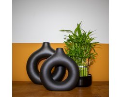 Donut Vaas - Keramiek Vaas - Stijlvolle Bloemenvaas - Ronde Vaas - Scandinavische Woondecoratie - Landelijk & Modern - Vazen voor Droogbloemen en Pampas - Uniek Design - Zwart - Medium - M - 19x18x6 cm