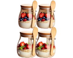 Dutchers.® Overnight Oats Potjes - Set van 4 - Met Lepel - Glas - Overnight Oats Glas - Muesli Beker - Lunchpot - Beker To Go - Milieuvriendelijk - Glas & Bamboe - Sterk Sluitsysteem - Ontbijt & Lunch - Overnight Oats Beker
