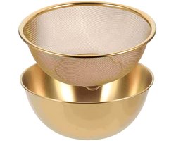 Een set keukengerei bestaande uit een zeef, wasbak en een groentebak rijstafvoersiep, beide gemaakt van roestvrijstalen gaas, goud