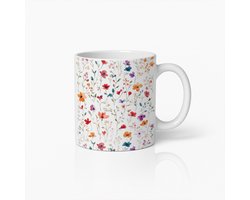 Elegante Beker Met Wilde Bloemenpatroon – Kleurrijke Bloemen Koffiemok – Esthetisch Cadeau Voor Natuur- en Bloemenliefhebbers