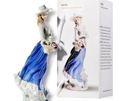 Elegante Porseleinen Beeldjes van een Dame met Bloemen, Sculpturen voor Thuisdecoratie, Kunst en Cadeaus
