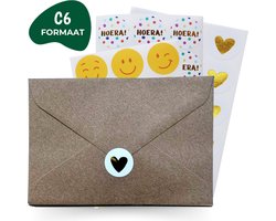 Enveloppen C6 - Kraft - 12 Stuks - 45 Sluitstickers - Smiley - Hartjes - Hoera