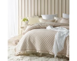 Famanu - Luxe sprei 240x260 cm crème, elegante woondeken voor bed en bank, quilt-stijl