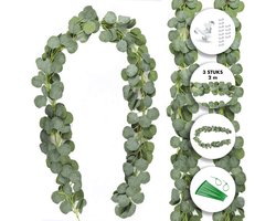 Fissaly 3 Stuks Eucalyptus Slinger Versiering Set Incl. 24 Accessoires – Botanical Backdrop Planten Decoratie voor Woonkamer & Feest – Kunstplant, Hangplant, Nepplant & Plant