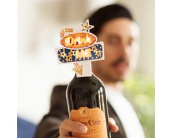 Flashing bottle topper - Drink me