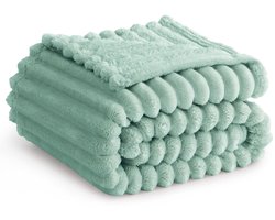 Fleece deken - Zacht en warm - als woondeken en knuffeldeken - Saliegroen 150x200 cm
