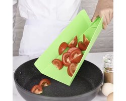 Flexibele snijplank - Vouwbare snijplank - Met handvat - Groen - Snijplankje - 38/21CM - Makkelijk restjes weggooien - Snij plank - 1 stuks - CHPN