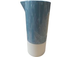 Floz Design waterkan of karaf van keramiek - blauw wit - combi hoogglans en mat aardewerk - fairtrade uit Vietnam