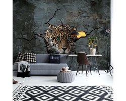 Fotobehang - Vlies Behang - 3D Luipaard uit Betonnen Muur - Panter - Jaguar - 368 x 254 cm
