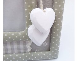 Fotolijstje van kurk en stof met houten hartvormige hangers - 1 stuk - 23 x 19 cm