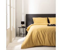 Fresh & Co - Tweepersoons Dekbedovertrek Hotel Uni - Okergeel 200x220 cm - Microvezel - Dekbedovertrek met 2 kussenslopen