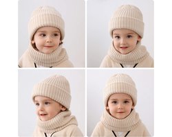 Gebreide Muts en Colsjaal met Voering – Kind – 3 t/m 12 Maanden – Crème / Beige - gebreide baby muts en colsjaal – muts en sjaal set kind – warme baby accessoires – winter set baby - kind muts met colsjaal