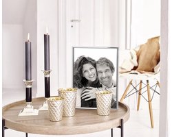 Genua fotolijst 20 x 30 cm (ca. DIN A4) verzilverd aanslagbestendig met fluwelen achterkant incl. 2 ophanghaken fotolijst om neer te zetten en op te hangen