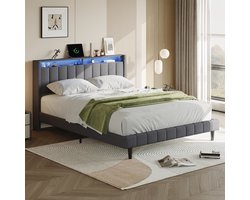 Gestoffeerd bed 140 x 200 cm Tweepersoonsbed met LED-verlichting en 2 USB-oplaadpoorten, hydraulisch bed met opbergvak, jeugd tweepersoonsbed met opberghoofdeinde en lattenbodem, grijs, linnen, zonder matras -splitsen voor 2 pakketten voor verzending