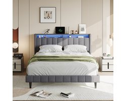 Gestoffeerd bed 160 x 200 cm Tweepersoonsbed met LED-verlichting en 2 USB-oplaadpoorten, hydraulisch bed met opbergvak, jeugd tweepersoonsbed met opberghoofdeinde en lattenbodem, grijs, linnen, zonder matras -splitsen voor 2 pakketten voor verzending