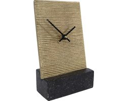 Gifts Amsterdam Tafelklok Pepijn 15 X 5 X 27 Cm Aluminium Goud