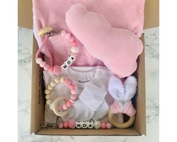 Giftset babypakket - roze - gepersonaliseerd - verschillende maten