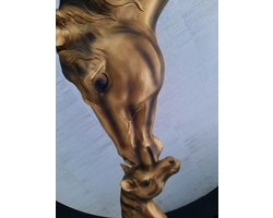 Gilde Handwerk Casablanca Luxe Paardenbeeld - Merrie met Veulen in Cirkel - Goud Bronslook & Zwart - Modern Design Sculptuur - 40 cm Hoog