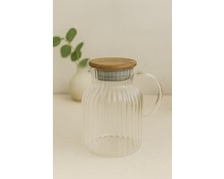 Glazen Karaf met Houten Deksel – 1,5L Waterkan – Hittebestendig Glas – Voor Water, Sap en Thee - Geribbeld Design