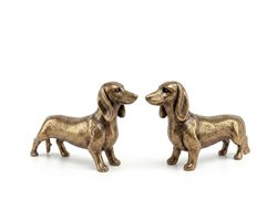 Goudkleurig teckel hond beeld set van 2 decoratief dieren beeldje langwerpige hond figuur ornament voor woonkamer bureau en boekenplank