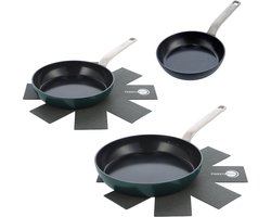 GreenPan Evolution Pine Green Pannenset 3 delig - PFAS-vrije antikleeflaag - Inductie pannenset - Keramische pan - Ovenbestendig tot 200°C - Vaatwasserbestendig - RVS handgreep - Groen