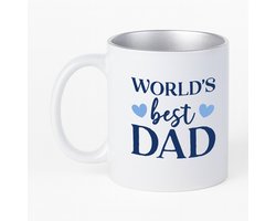 Hacebo® - World's best dad met 2 hartjes koffiebeker met zilver kleurige binnenkant - Papa - Beste papa - thee mok - koffie beker - Vaderdag cadeautje - Cadeau voor papa - Verjaardag - Geschenk - Cadeau - Gift - koffiemok - 330 ML