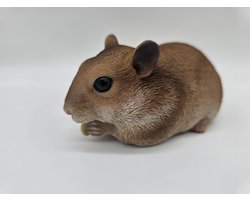 Hamster beeld 13 cm - BRUIN - mooi beeldje bijna levensecht - hele mooie definities in bruine uitgevoerd - polystone - beeld - hoogkwalitatieve kunststof - decoratiefiguur - interieur - accessoire - voor binnen - cadeau - geschenk