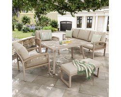 Handgeweven tuinbank voor 7 personen met armleuningen / Stevig ijzeren frame en beige kussens / Compleet met tafel (glas met houtlook) en 2 fauteuils / Weerbestendige tuinset