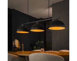 Hanglamp Artic zwart | 3 lichts | half-ronde kap met ribbels | 120x30x150 cm | industrieel | eettafel / woonkamer | metaal | modern design