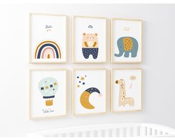 Happy Walls Set van 6 Unisex Babykamer Posters - A4 20x30cm - Baby cadeau Jongen en Meisje - Wanddecoratie kinderkamer 1 jaar - 2 jaar - 3 jaar - 4 jaar - 5 jaar - 6 jaar - 7 jaar - Wit