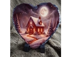 Hartvormige Leisteen met Winterhuis – Decoratieve Natuursteen met Winterhuis in Maanlicht & Sneeuwlandschap – Inclusief Standaard