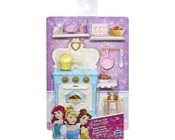 Hasbro Disney Princess Poppenhuis Keuken - Oven, pannen en cupcake