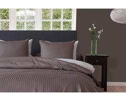 Heckett & Lane Uni Stripe Dekbedovertrek - Eenpersoons - 140x200/220 cm - Bruin